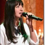 コイケヤCMのこぶしで歌う女子高生が可愛い！鈴木瑛美子の高校は？プライドポテトの動画あり